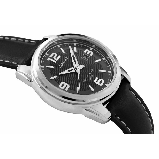 Zegarek damski na czarnym pasku Casio LTP-1314L-8AVDF
