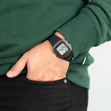 Zegarek Męski CASIO Czarny W-96H-1BVDF + BOX