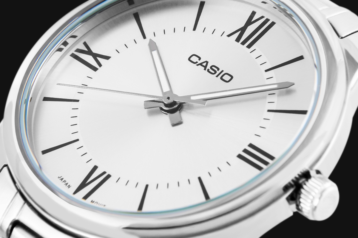 Zegarek męski Casio MTP-V005D-7B5UDF na srebrnej bransolecie, srebrna tarcza - zdjęcie 4 Zegarek męski Casio MTP-V005D-7B5UDF na srebrnej bransolecie, srebrna tarcza - zdjęcie 4
