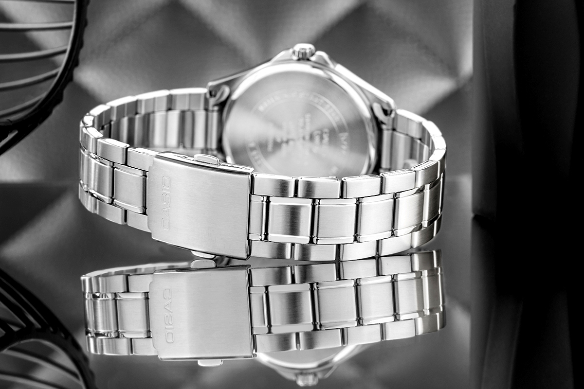 Zegarek Męski CASIO Solar MTS-RS100D-2AVDF + BOX Zegarek Męski CASIO Solar MTS-RS100D-2AVDF + BOX