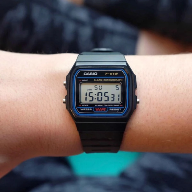 Zegarek Męski Czarny CASIO F-91W-1DG Retro Sport