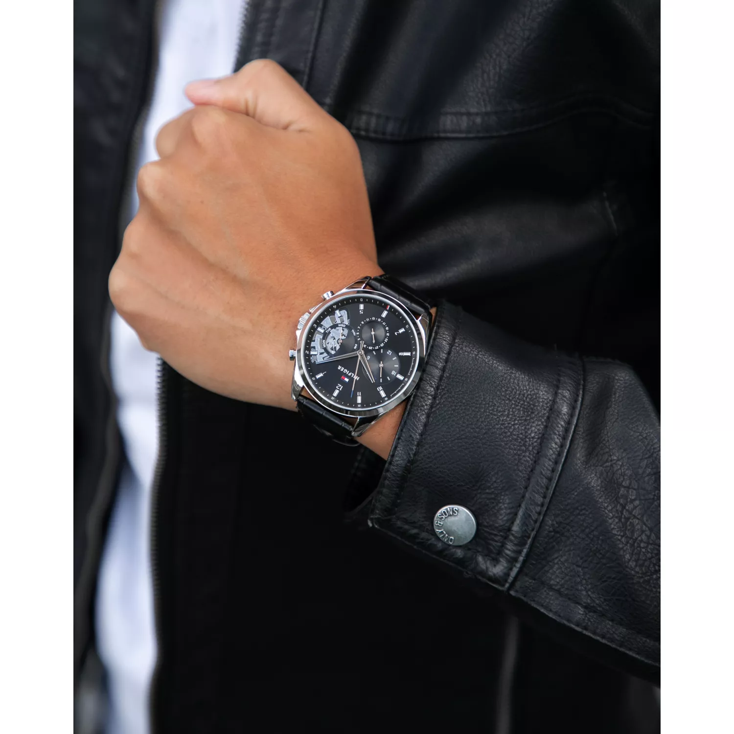 Zegarek męski Tommy Hilfiger BAKER 1710449 na pasku czarnym, czarna tarcza, WR50 - zdjęcie 5 Zegarek męski Tommy Hilfiger BAKER 1710449 na pasku czarnym, czarna tarcza, WR50 - zdjęcie 5