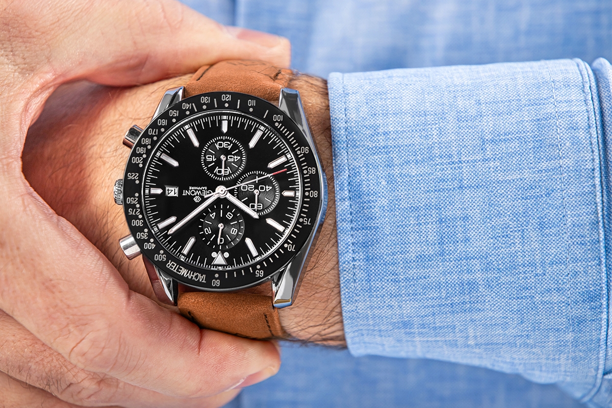 Zegarek męski Giewont GW8720-A1 Chronograph Sapphire na pasku brązowym, czarna tarcza - zdjęcie 4 Zegarek męski Giewont GW8720-A1 Chronograph Sapphire na pasku brązowym, czarna tarcza - zdjęcie 4