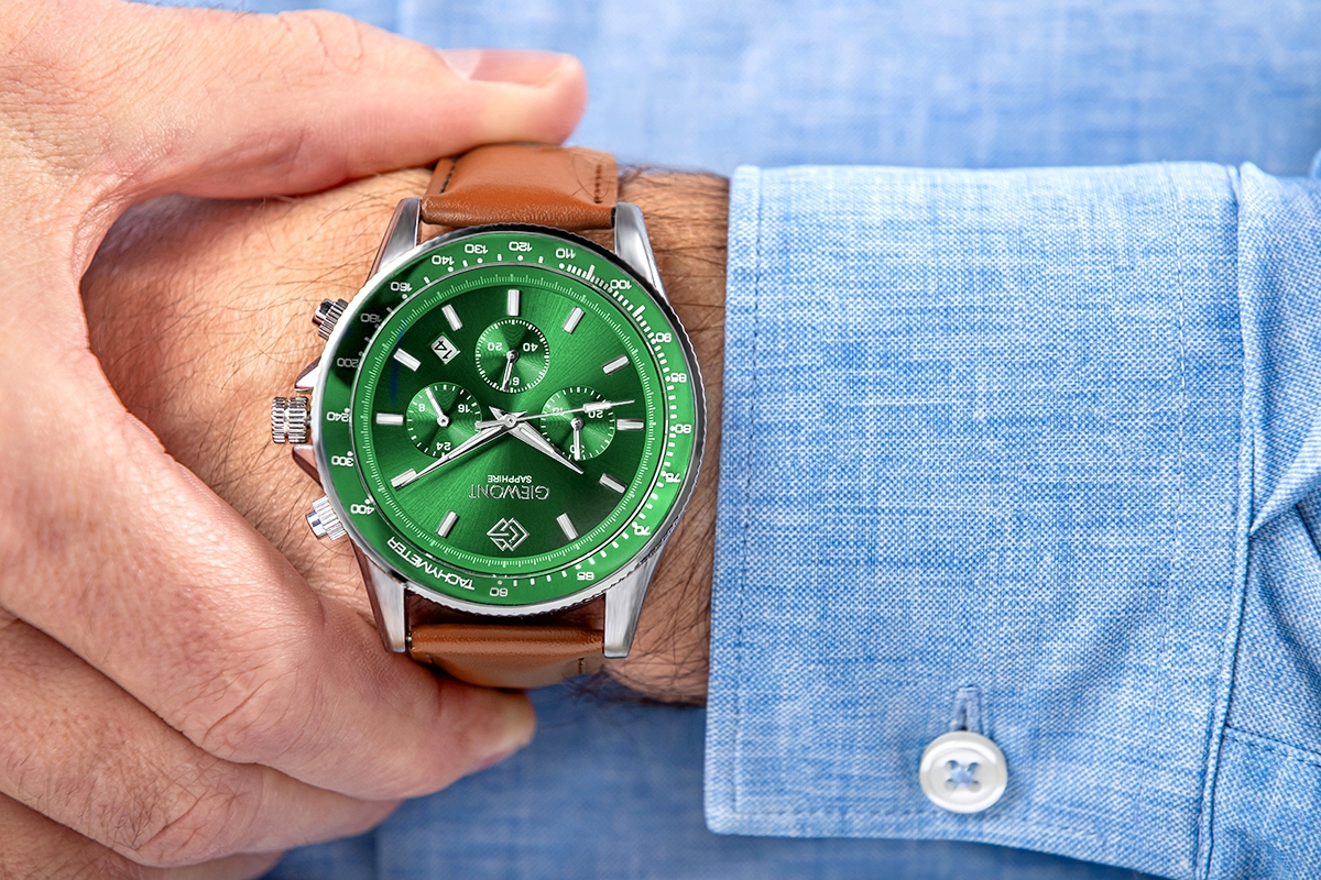 Zegarek męski Giewont GW3520-A6 Chronograph Sapphire na pasku brązowym, zielona tarcza - zdjęcie 4 Zegarek męski Giewont GW3520-A6 Chronograph Sapphire na pasku brązowym, zielona tarcza - zdjęcie 4