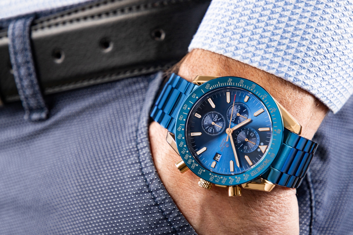 Zegarek męski Giewont GW8720-B5 Chronograph Sapphire na bransolecie niebieskiej, niebieska tarcza - zdjęcie 3 Zegarek męski Giewont GW8720-B5 Chronograph Sapphire na bransolecie niebieskiej, niebieska tarcza - zdjęcie 3