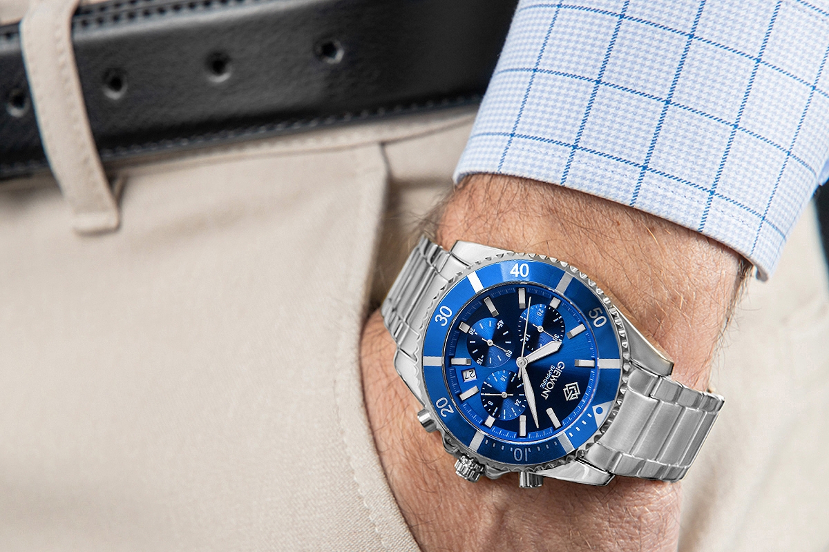Zegarek męski Giewont GW3970-B3 Chronograph Sapphire na bransolecie srebrnej, niebieska tarcza - zdjęcie 4 Zegarek męski Giewont GW3970-B3 Chronograph Sapphire na bransolecie srebrnej, niebieska tarcza - zdjęcie 4