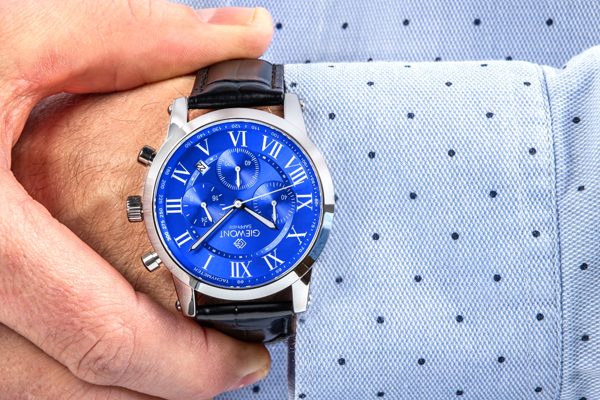 Zegarek męski Giewont GW6260-A4 Chronograph Sapphire na pasku czarnym, niebieska tarcza - zdjęcie 5 Zegarek męski Giewont GW6260-A4 Chronograph Sapphire na pasku czarnym, niebieska tarcza - zdjęcie 5