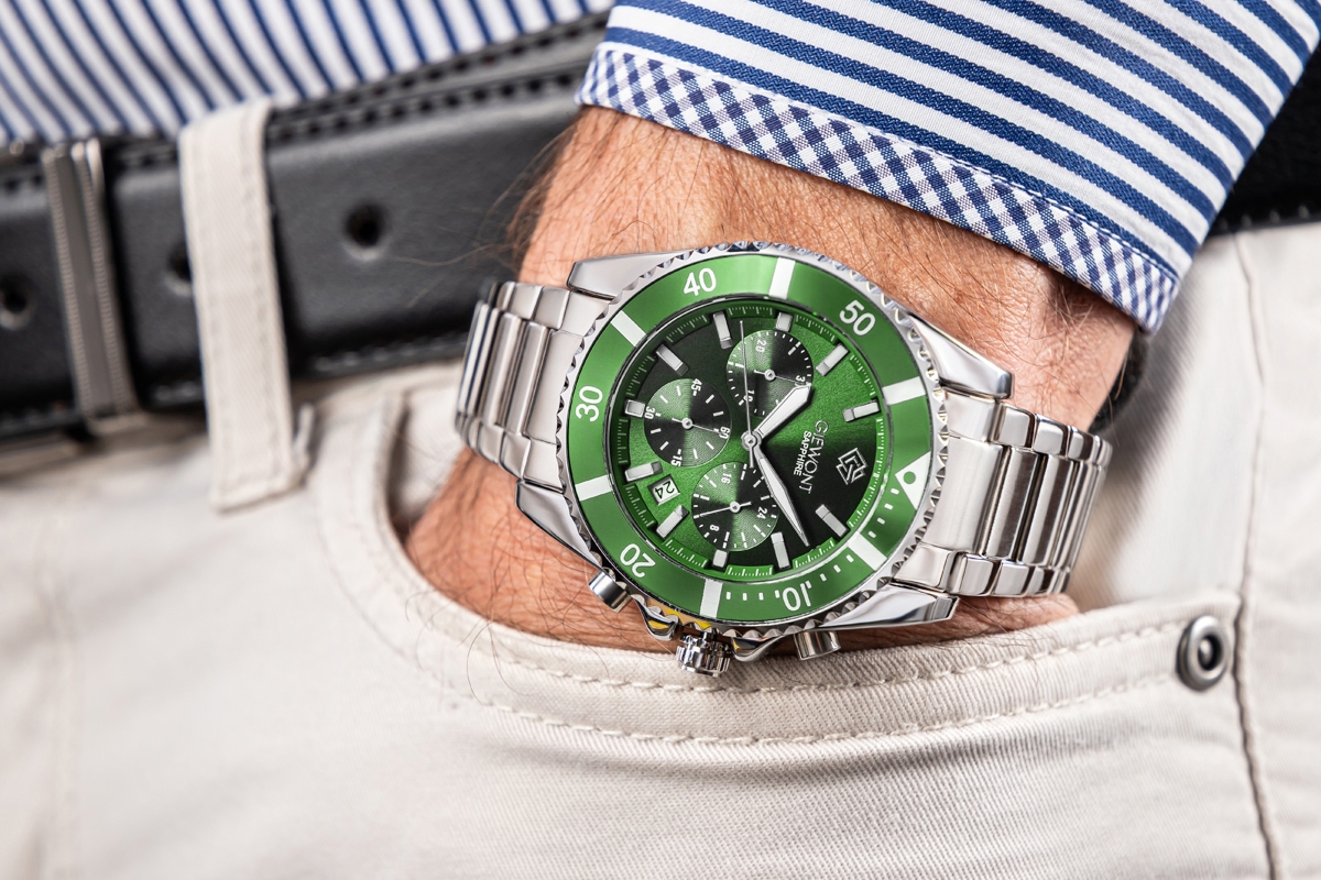 Zegarek męski Giewont GW3970-B8 Chronograph Sapphire na bransolecie srebrnej, zielona tarcza - zdjęcie 3 Zegarek męski Giewont GW3970-B8 Chronograph Sapphire na bransolecie srebrnej, zielona tarcza - zdjęcie 3
