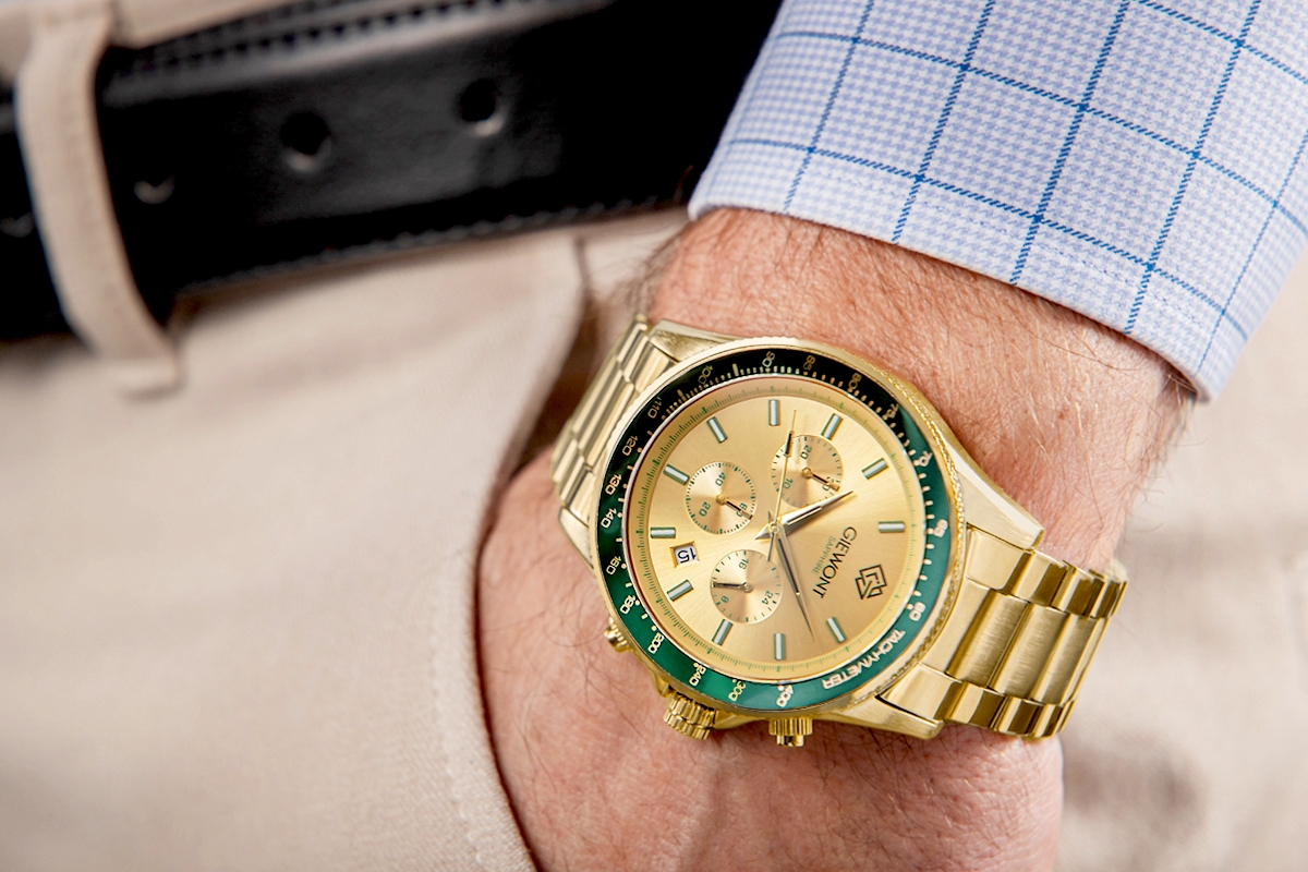 Zegarek męski Giewont GW3520-B6 Chronograph Sapphire na bransolecie złotej, złota tarcza - zdjęcie 3 Zegarek męski Giewont GW3520-B6 Chronograph Sapphire na bransolecie złotej, złota tarcza - zdjęcie 3