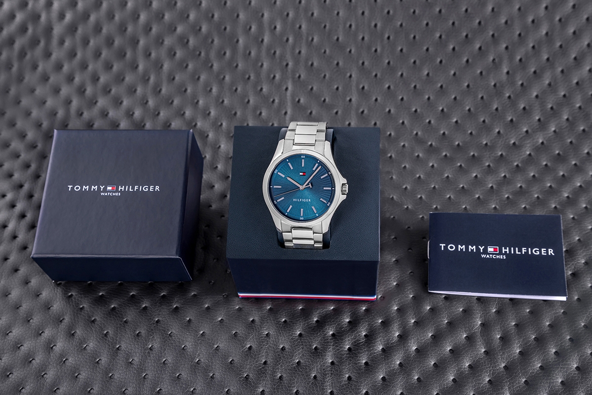 Zegarek męski Tommy Hilfiger Bruce 1710670 na bransolecie srebrnej, niebieska tarcza - zdjęcie 5 Zegarek męski Tommy Hilfiger Bruce 1710670 na bransolecie srebrnej, niebieska tarcza - zdjęcie 5