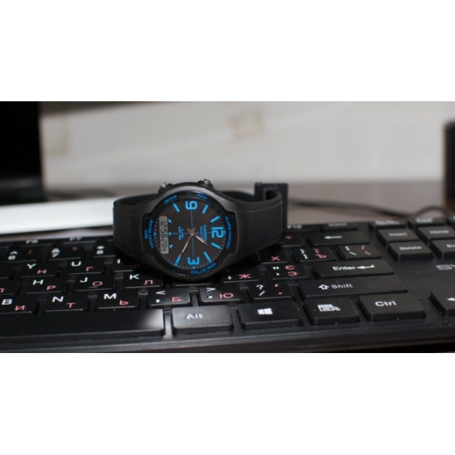 Zegarek Damski Niebieskie Wskazówki CASIO AW-90H-2BVDF